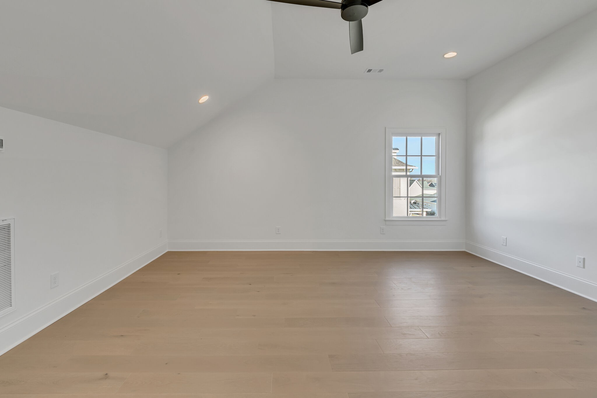 1229 Luckett Road Nashville, TN 37221 - Photo 38 of 67 Gallery Image 38