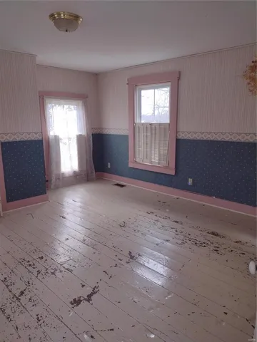 $103,000 | 103 North Cherry Street North, Middletown, MO 63359