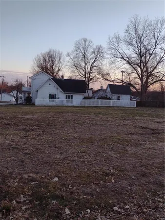 $103,000 | 103 North Cherry Street North, Middletown, MO 63359