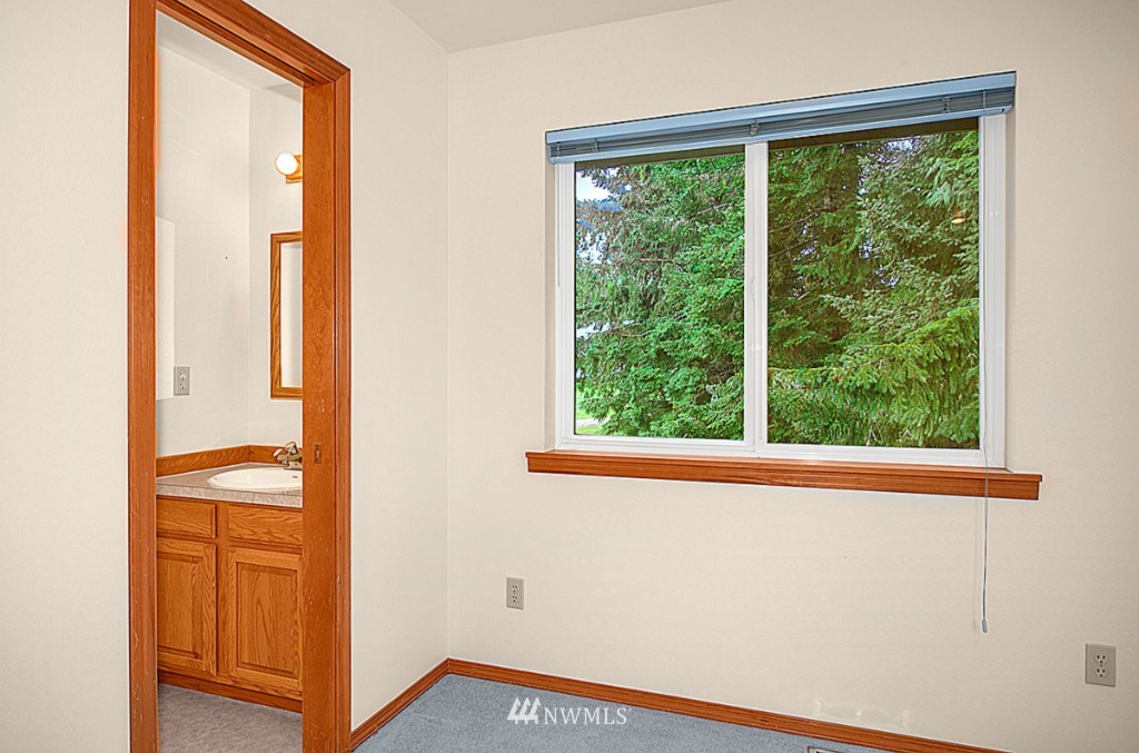 320 East Canyon View Road Belfair, WA 98528 - Photo 16 of 18