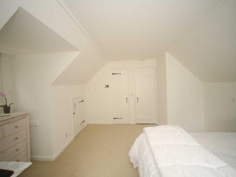 42 Walmsley Road Darien, CT 06820 - Photo 11 of 21 a view of room