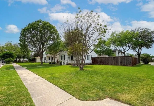 $2,990 | 9919 Dresden Drive, Dallas, TX 75220
