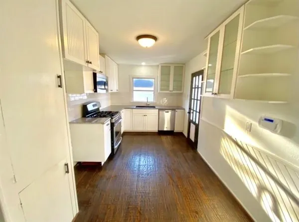 $2,990 | 9919 Dresden Drive, Dallas, TX 75220