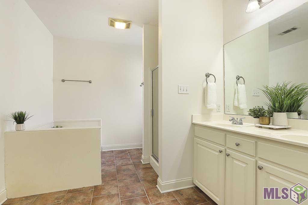 38035 Post Office Road, Unit 21B Prairieville , LA 70737 - Photo 14 of 31