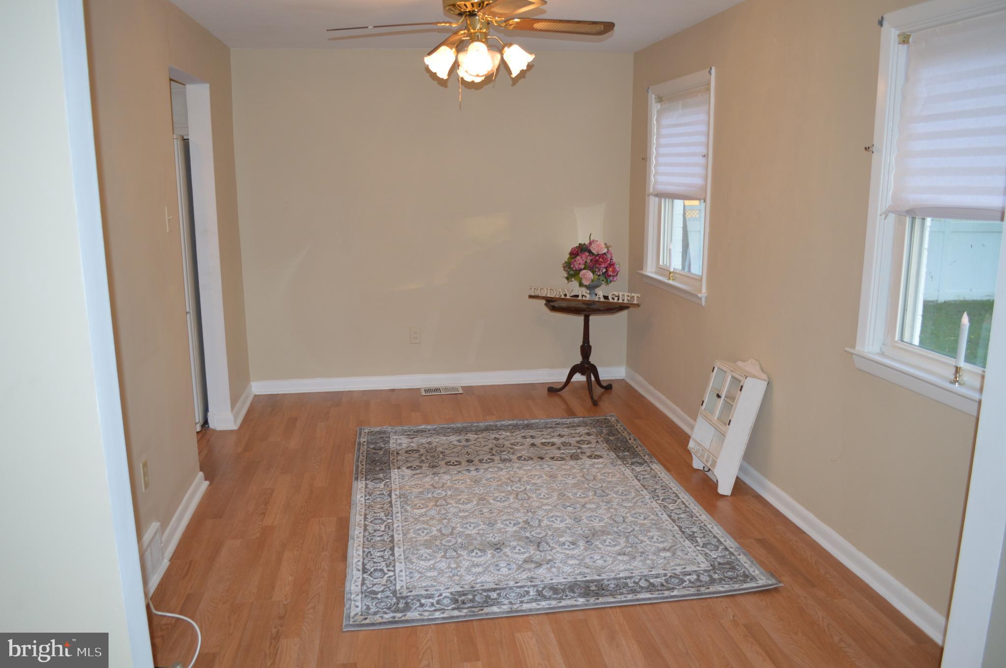 5 Cambridge Road Brookhaven, PA 19015 - Photo 3 of 41 Dining room, new floor