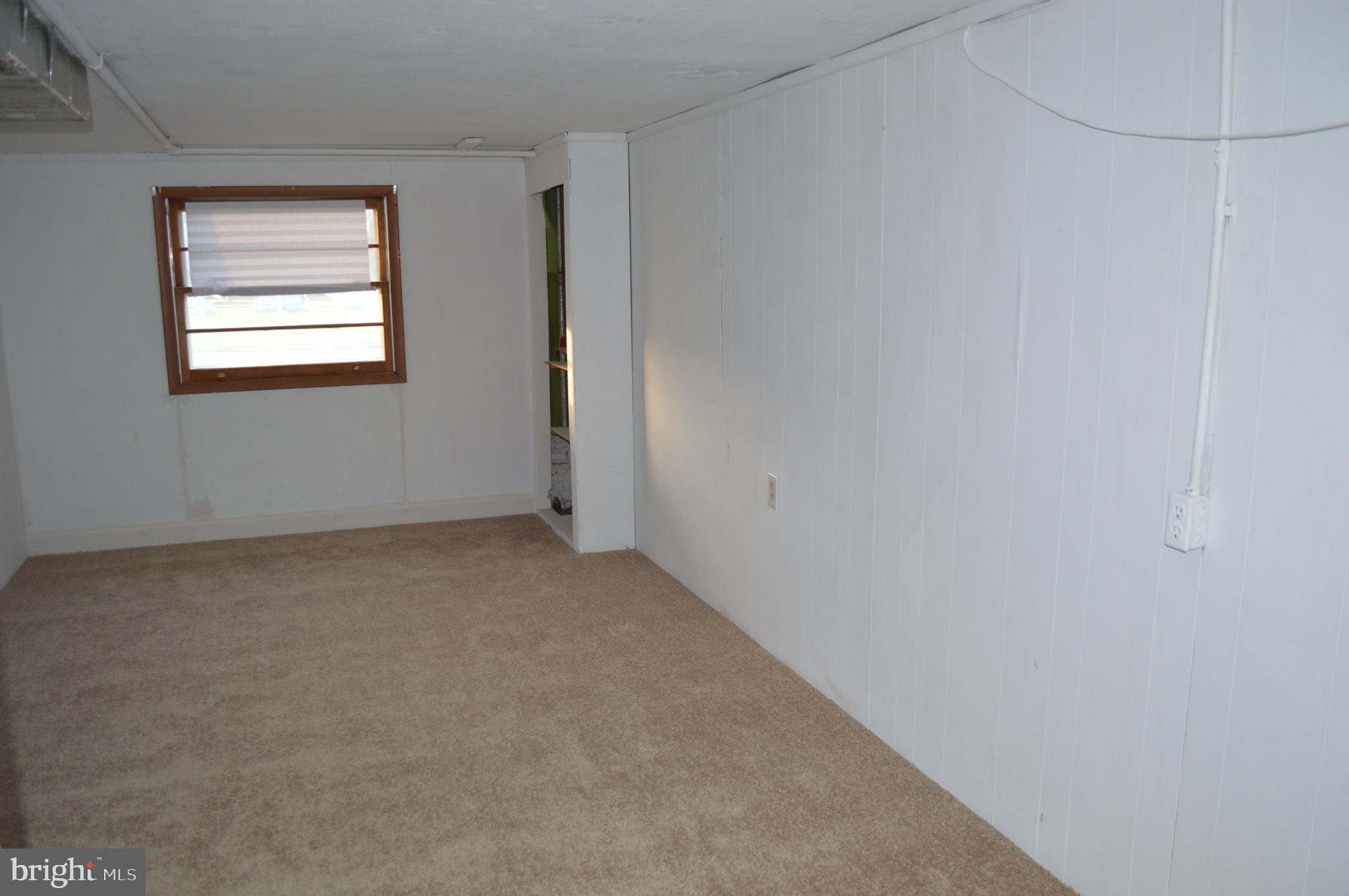 5 Cambridge Road Brookhaven, PA 19015 - Photo 36 of 41 4th bedroom on lower level