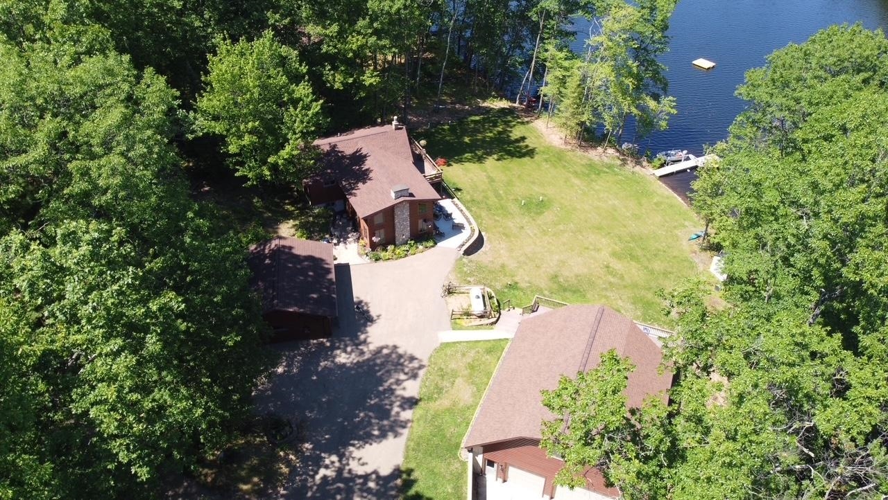 7136 Somo Lane Rhinelander, WI 54501 - Photo 4 of 45