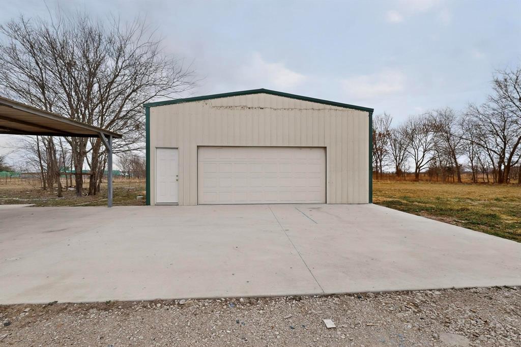 6553 Private Road 2270 Quinlan, TX 75474 - Photo 15 of 31 View of workshop