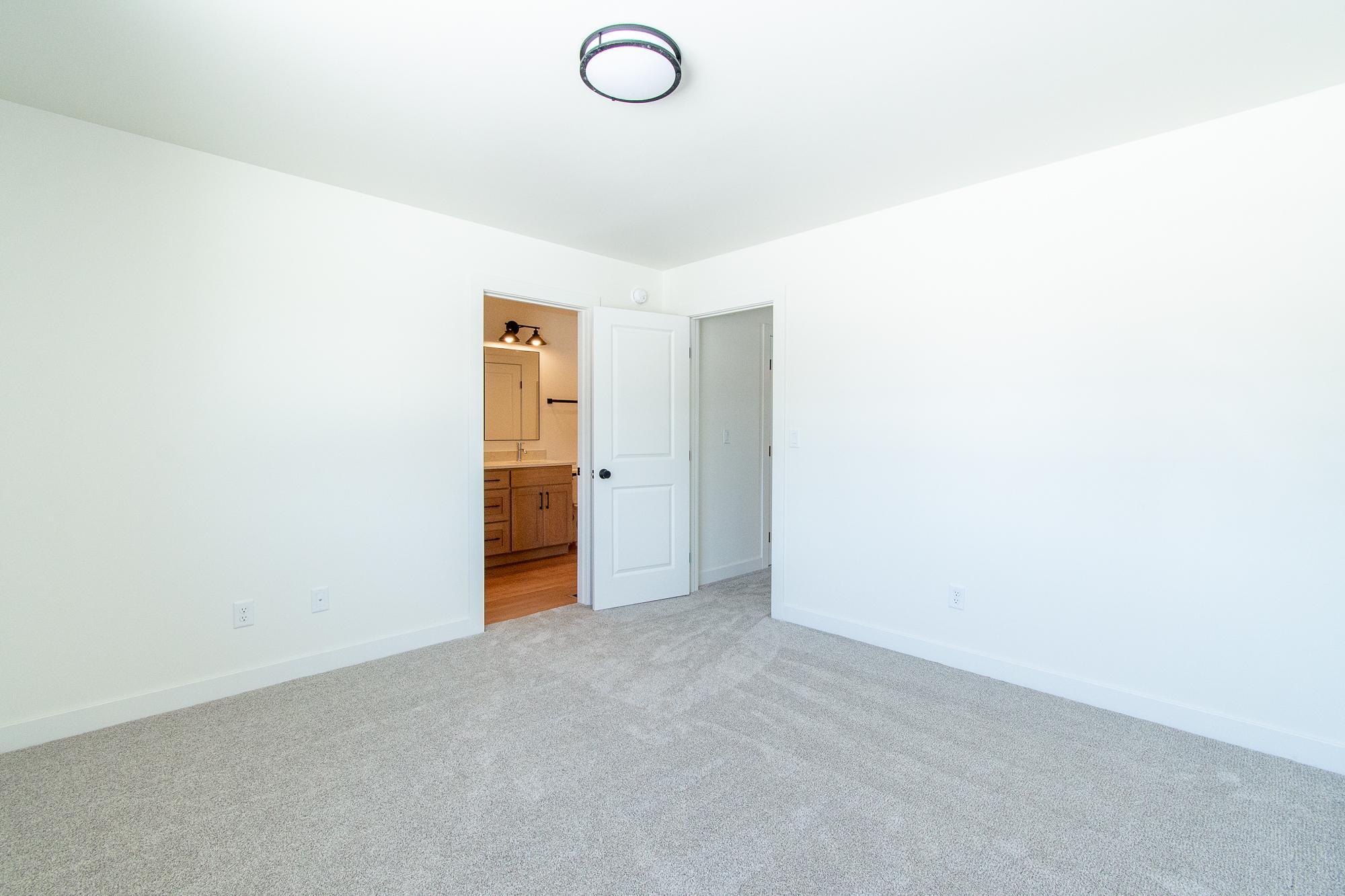 3724 27th Street South Moorhead, MN 56560 - Photo 23 of 38