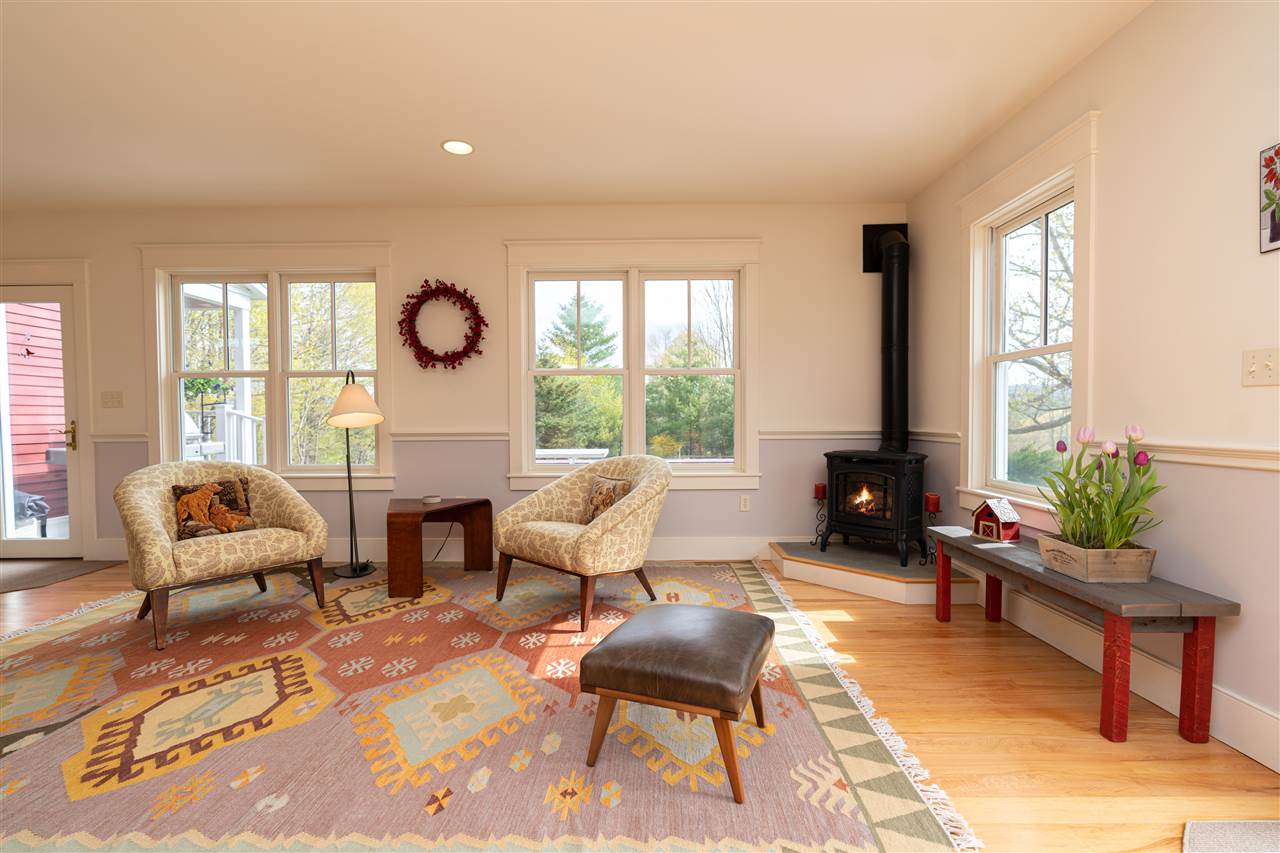 233 Clark Road Stowe, VT 05672 - Photo 3 of 39