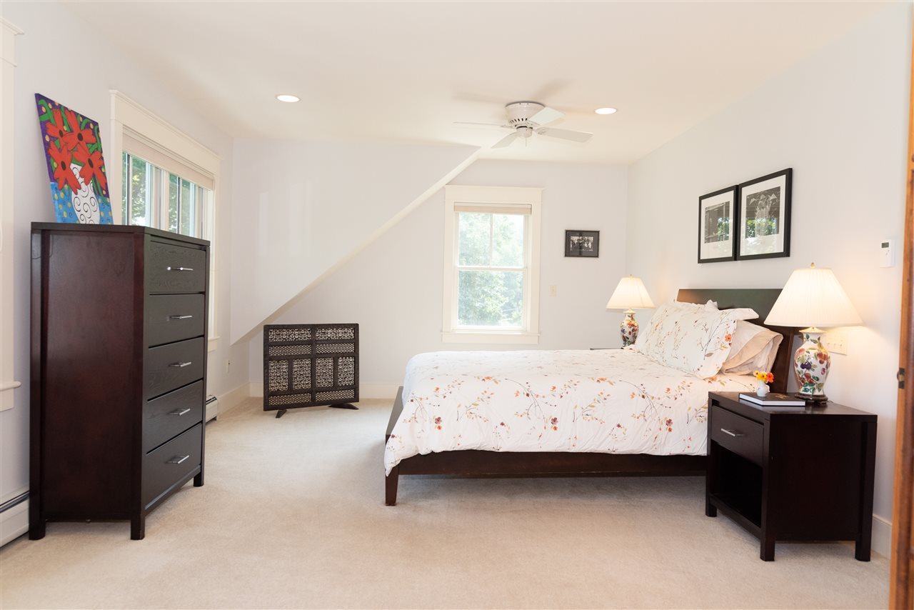233 Clark Road Stowe, VT 05672 - Photo 27 of 39