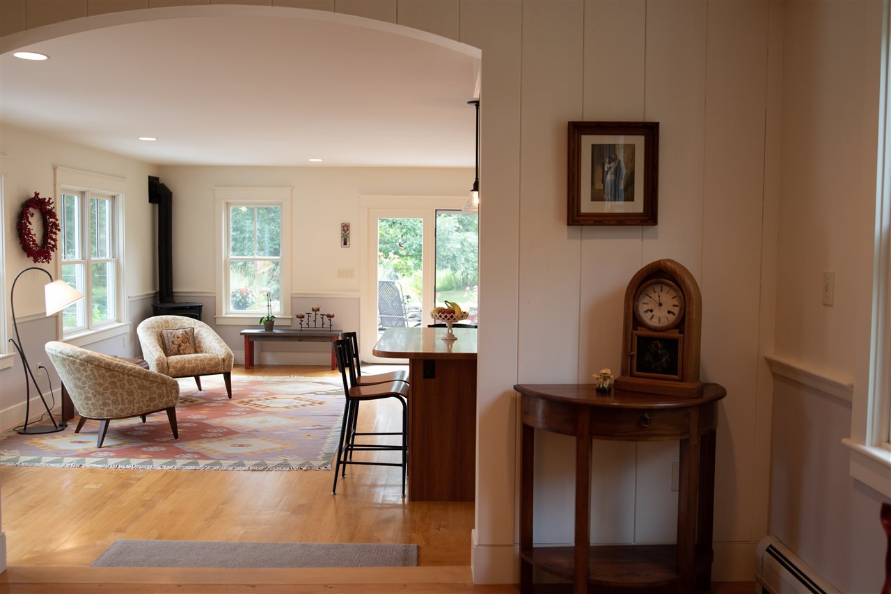 233 Clark Road Stowe, VT 05672 - Photo 7 of 39
