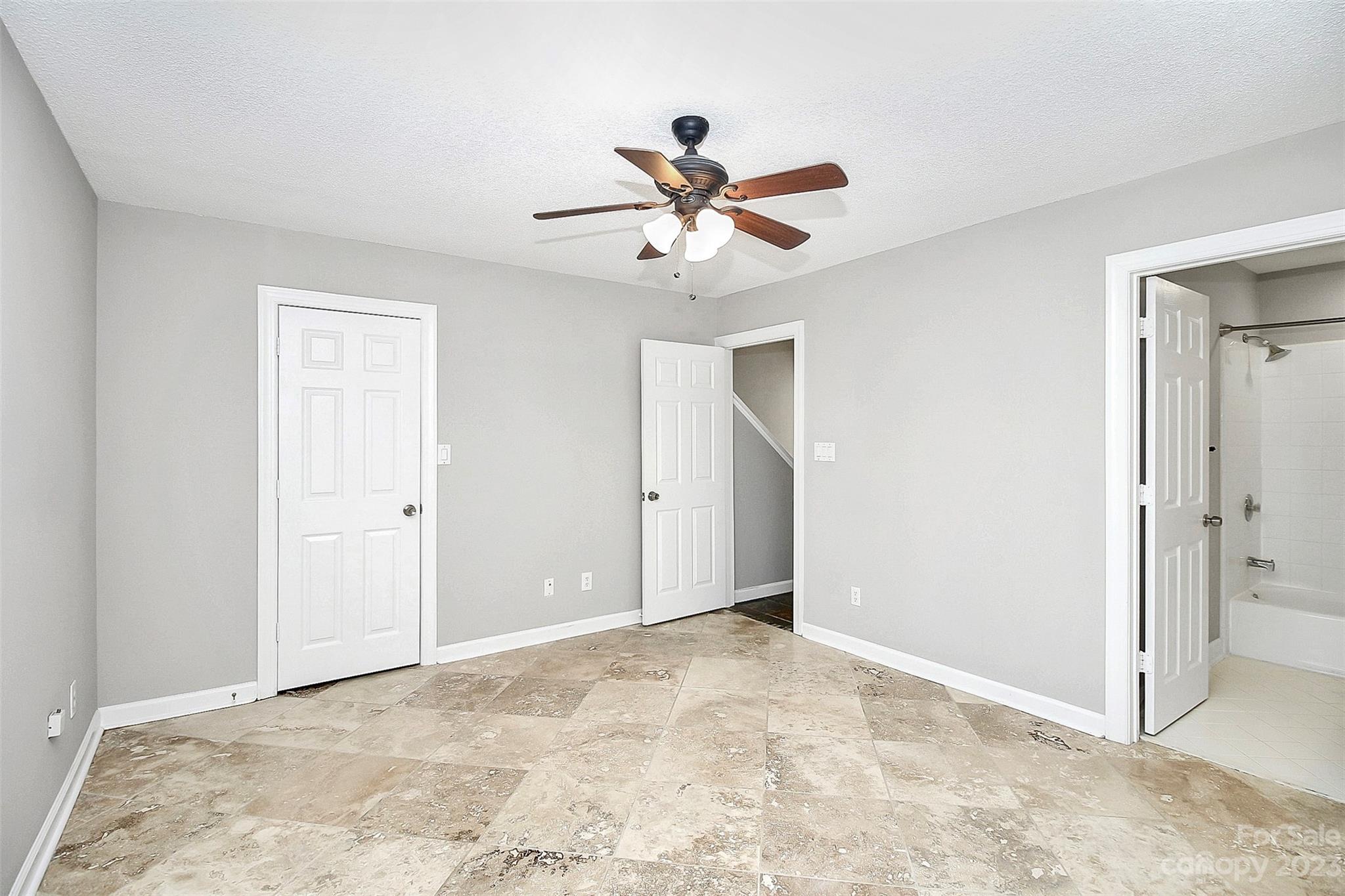 13932 Queens Harbor Road Charlotte, NC 28278 - Photo 14 of 42 a view of an empty room and window