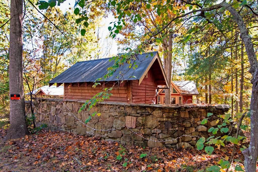 1180 Mill Road Hinton, WV 25951 - Photo 9 of 93 Gallery Image 9