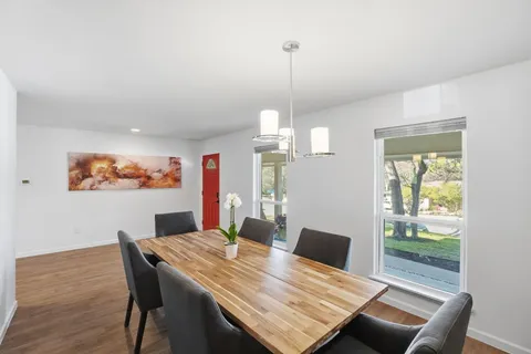 $1,250,000 | 2505 Barton Hills Drive, Austin, TX 78704