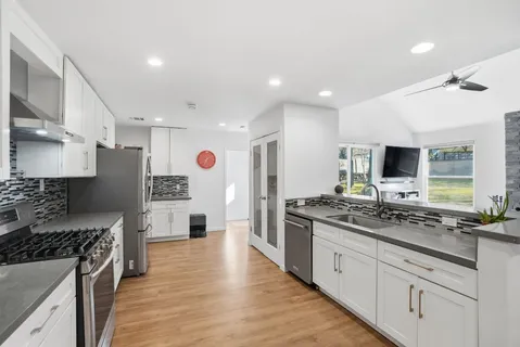 $1,250,000 | 2505 Barton Hills Drive, Austin, TX 78704