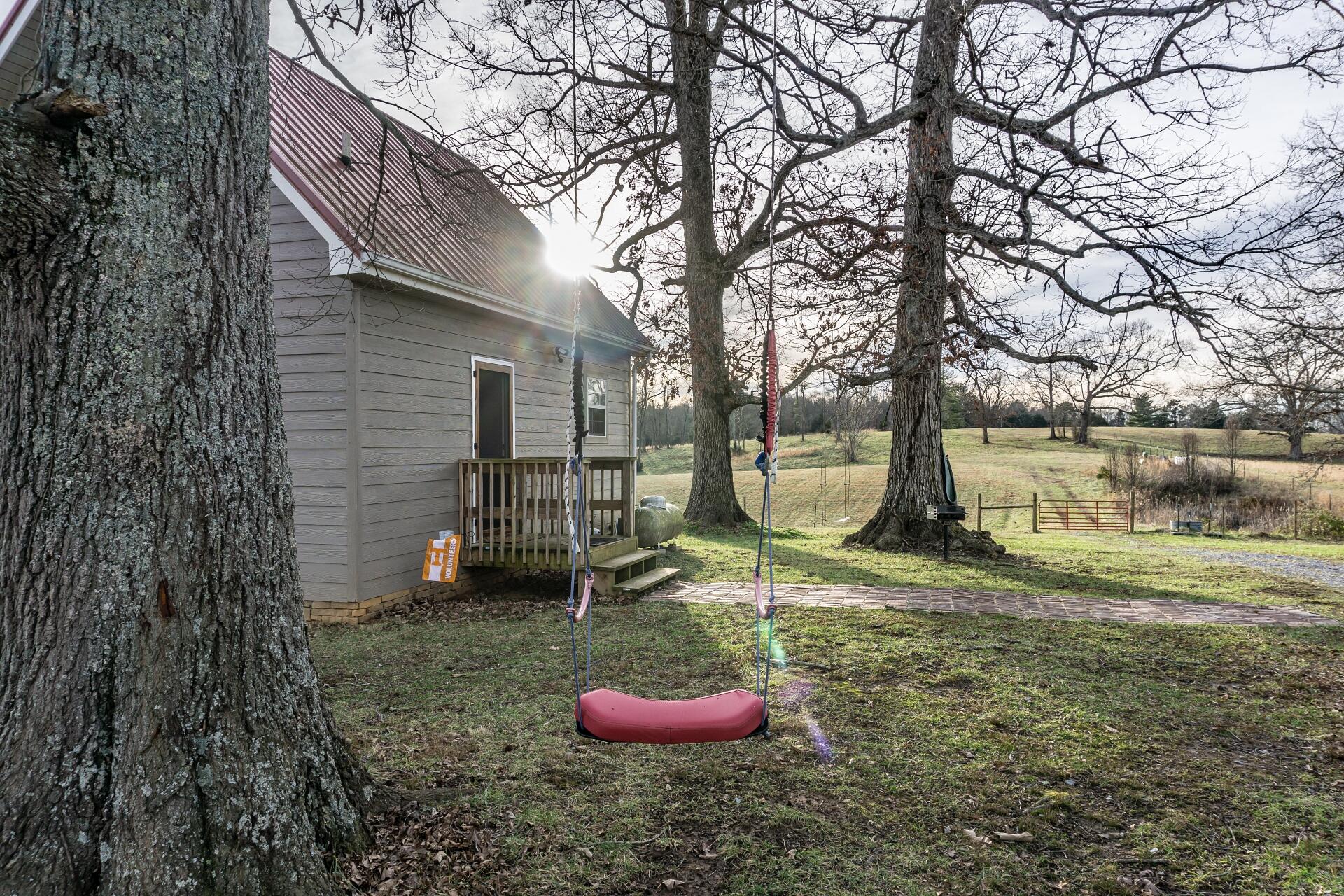 550 Calico Road Afton, TN 37616 - Photo 8 of 66 CalicoRdA_010
