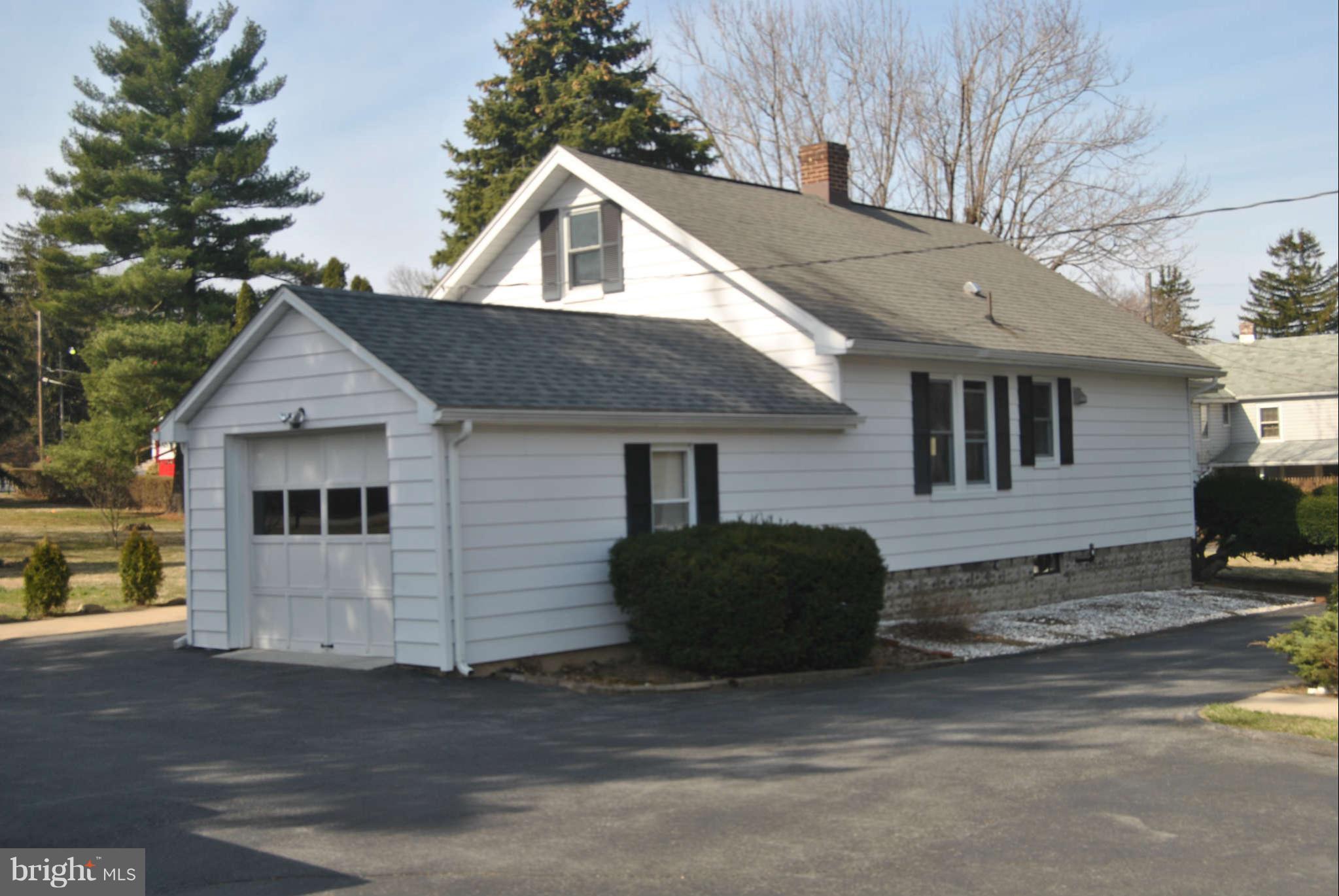 13590 Summit Avenue Blue Ridge Summit, PA 17214 - Photo 3 of 30 Exterior Rear