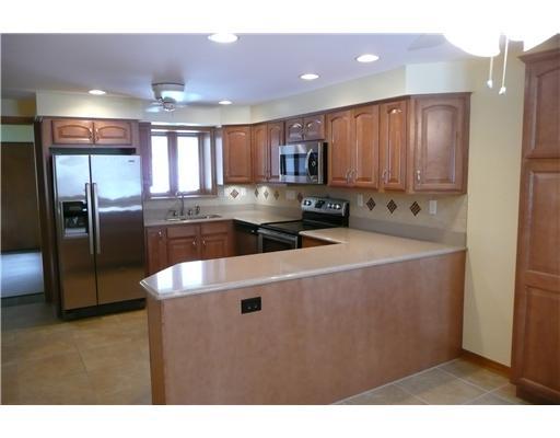 1730 Hollyrood Road Baldwin, PA 15227 - Photo 3 of 9 Kitchen.