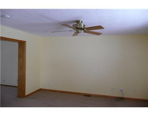 1730 Hollyrood Road Baldwin, PA 15227 - Photo 6 of 9 Den/Family/Great Room.