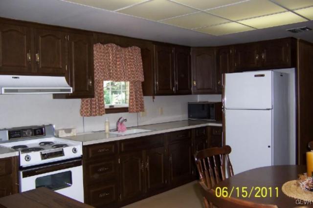2965 Fornance Road Bethlehem, PA 18020 - Photo 5 of 11 Gallery Image 5