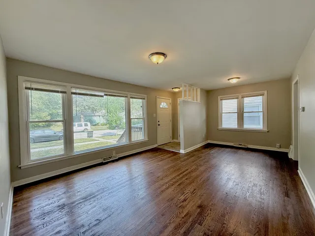 $189,000 | 17925 Walter Street, Lansing, IL 60438