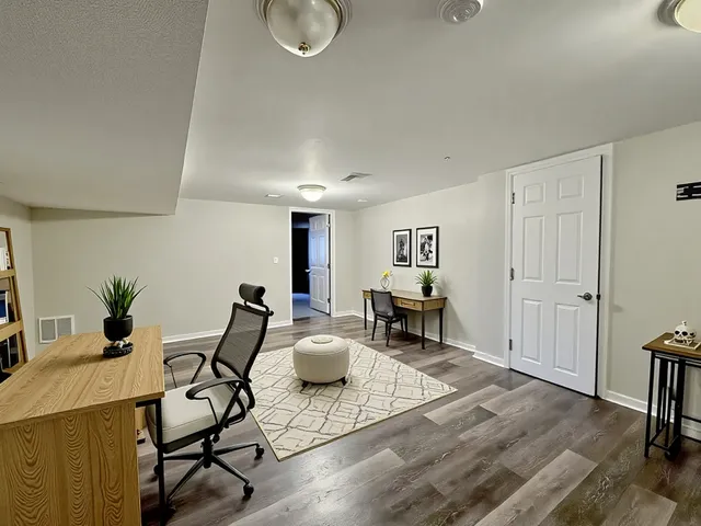 $189,000 | 17925 Walter Street, Lansing, IL 60438