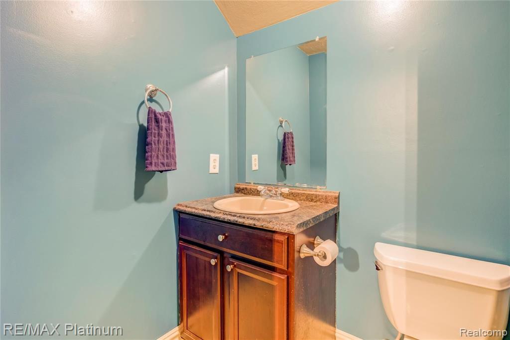 15580 Graves Road Pinckney, MI 48169 - Photo 27 of 29
