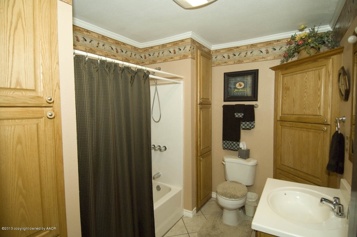12013 Rocker K Road Amarillo, TX 79118 - Photo 41 of 56 bathroom view 1