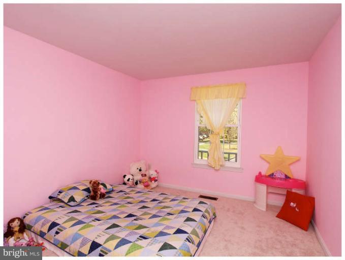 15003 Shamrock Ridge Road Silver Spring, MD 20906 - Photo 14 of 22 Bedroom 3