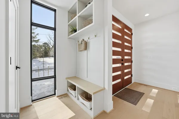 $3,290,000 | 6816 Dean Drive, McLean, VA 22101