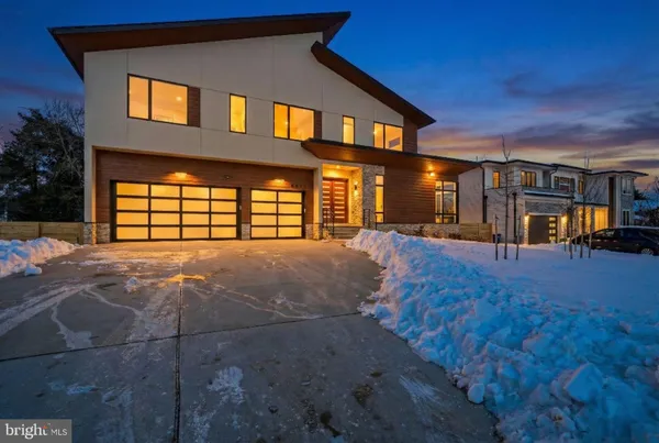 $3,290,000 | 6816 Dean Drive, McLean, VA 22101