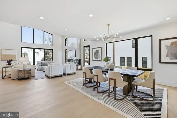 $3,290,000 | 6816 Dean Drive, McLean, VA 22101