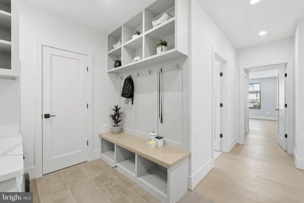 $3,290,000 | 6816 Dean Drive, McLean, VA 22101