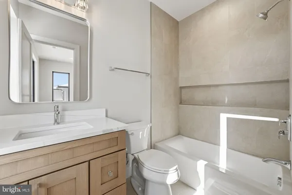 $3,290,000 | 6816 Dean Drive, McLean, VA 22101