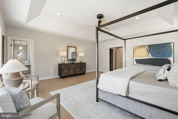 $3,290,000 | 6816 Dean Drive, McLean, VA 22101