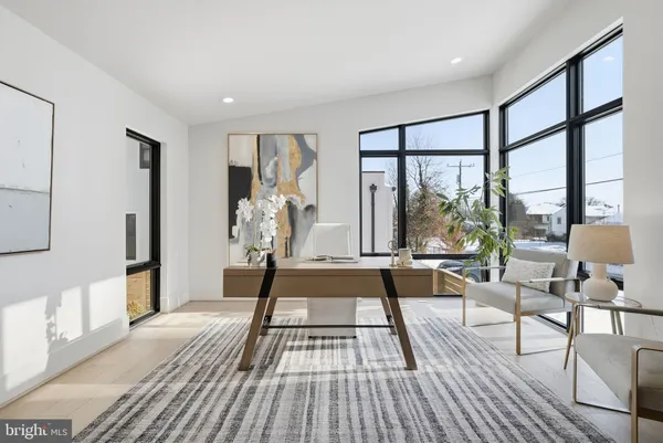 $3,290,000 | 6816 Dean Drive, McLean, VA 22101