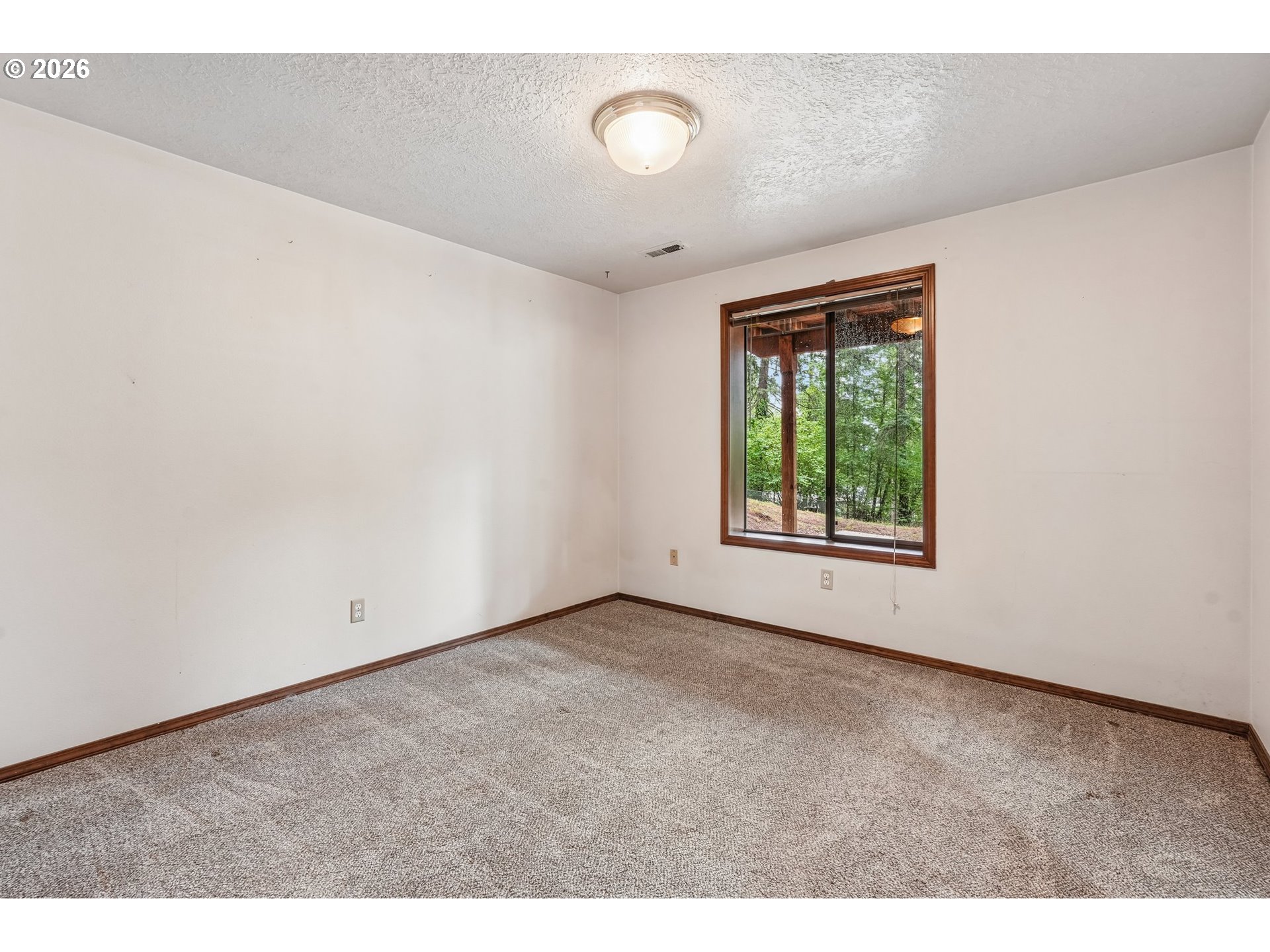 13620 Southwest Fern Street Portland, OR 97223 - Photo 23 of 41