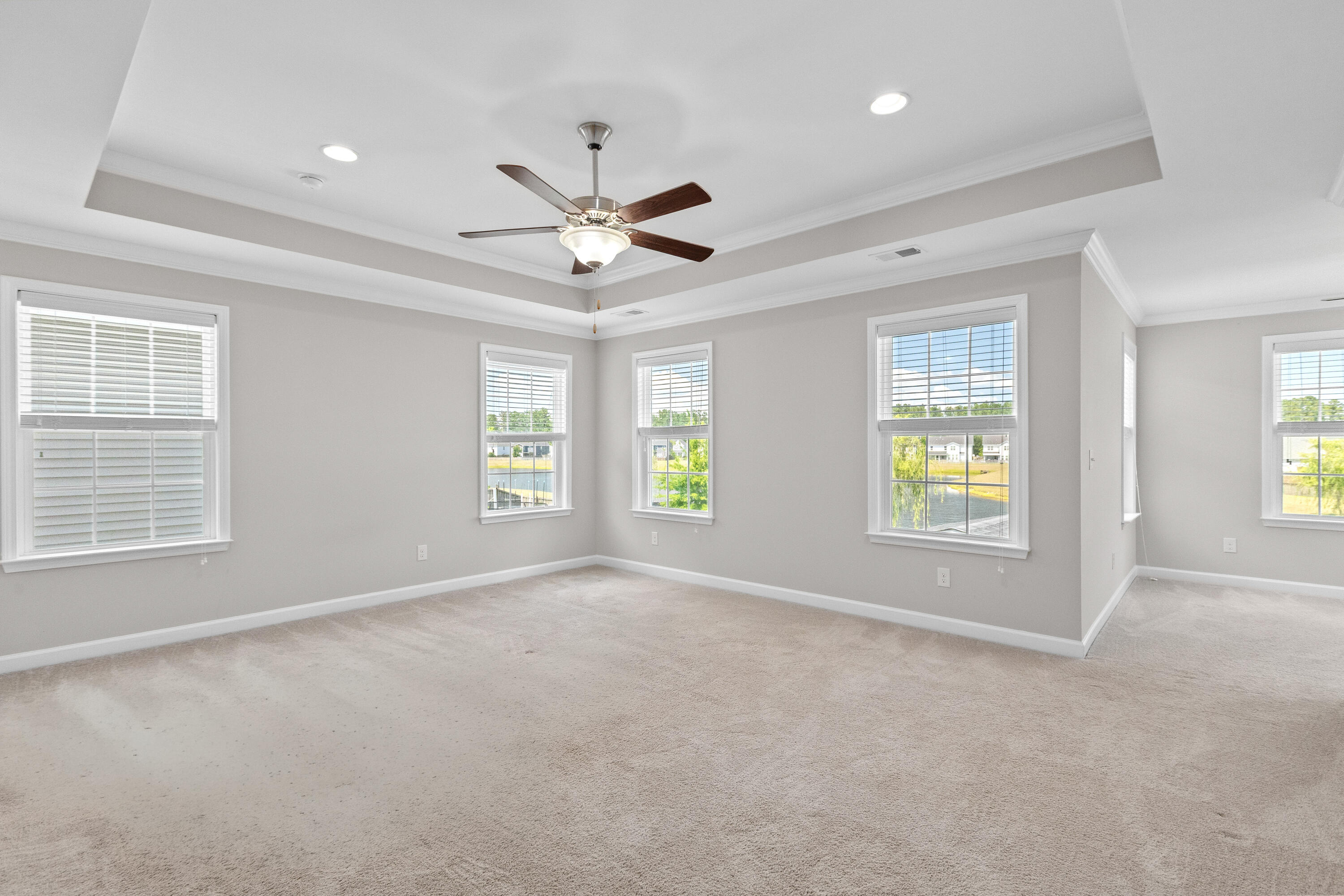 242 Saxony Loop Summerville, SC 29486 - Photo 21 of 44 242SaxonyLoop-CasaVerdeMediaLLC44