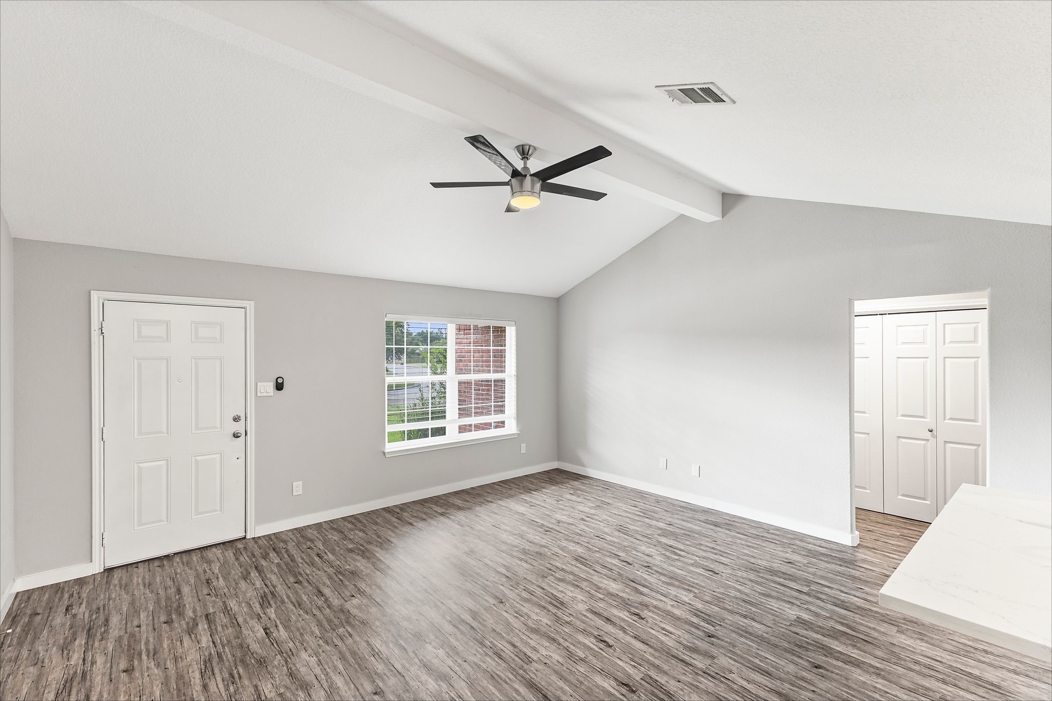 28922 Red River Loop Spring, TX 77386 - Photo 5 of 23 Gallery Image 5