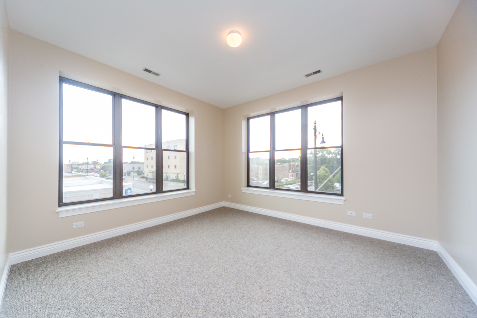3300 West Irving Park Road, Unit C3 Chicago, IL 60618 - Photo 14 of 30