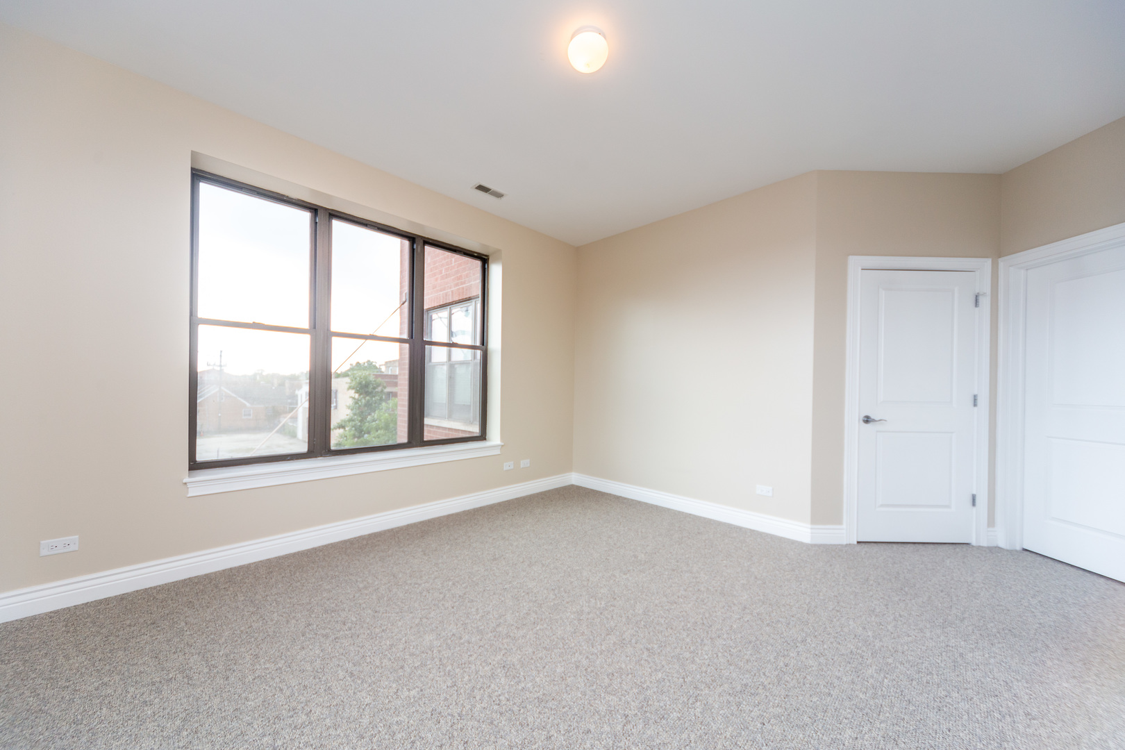 3300 West Irving Park Road, Unit C3 Chicago, IL 60618 - Photo 15 of 30