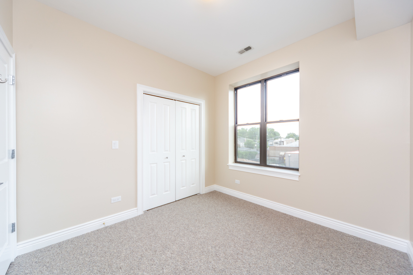 3300 West Irving Park Road, Unit C3 Chicago, IL 60618 - Photo 19 of 30
