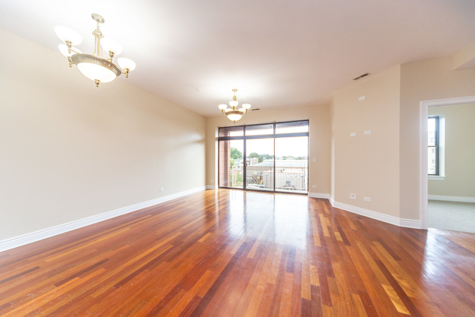 3300 West Irving Park Road, Unit C3 Chicago, IL 60618 - Photo 3 of 30