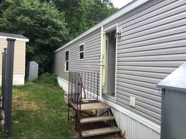 557-72 Southwest Cutoff Worcester, MA 01607 - Photo 2 of 15 Gallery Image 2
