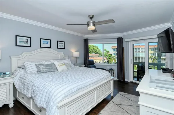 $3,500 | 1215 South Portofino Drive, Unit 308, Sarasota, FL 34242