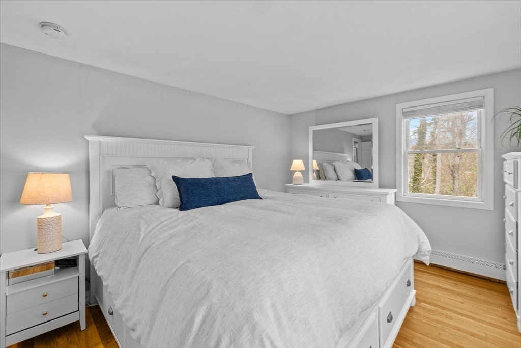 184 Booth Hill Road Scituate, MA 02066 - Photo 14 of 24