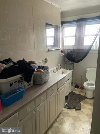 $119,900 | 207 Highland Avenue, Chester, PA 19013