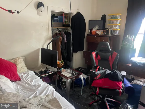 $119,900 | 207 Highland Avenue, Chester, PA 19013