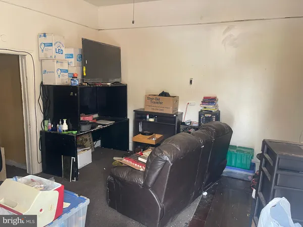 $119,900 | 207 Highland Avenue, Chester, PA 19013